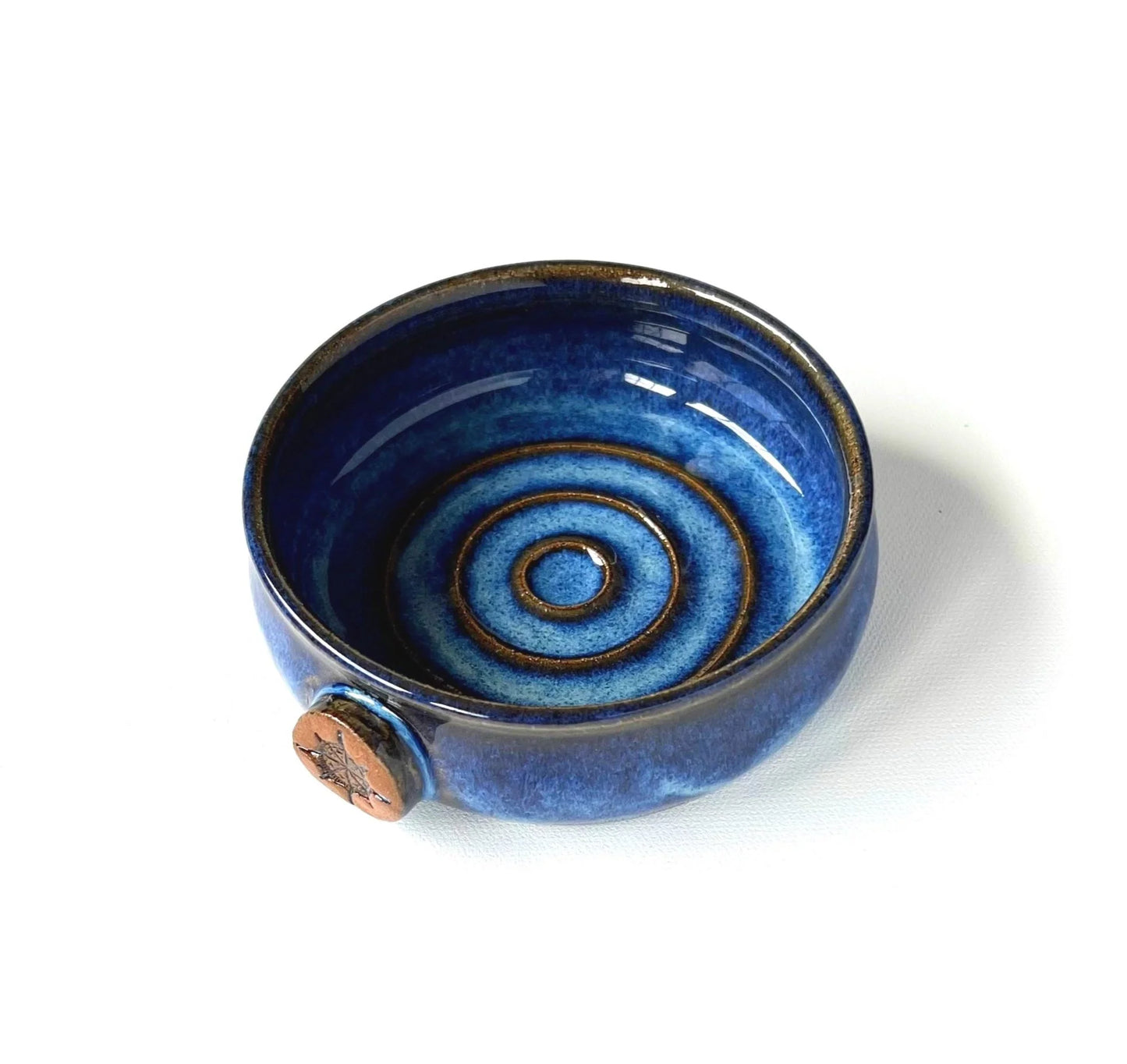 Top view of Captain’s Choice blue lather bowl with spiral interior